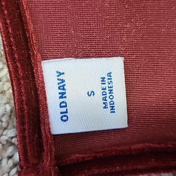 NWOT Old Navy women's S red velour jumpsuit - Picture 8 of 9
